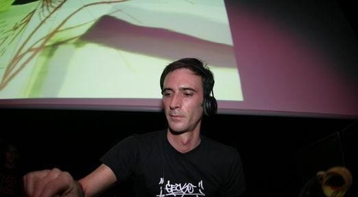 W. Jörg Henze