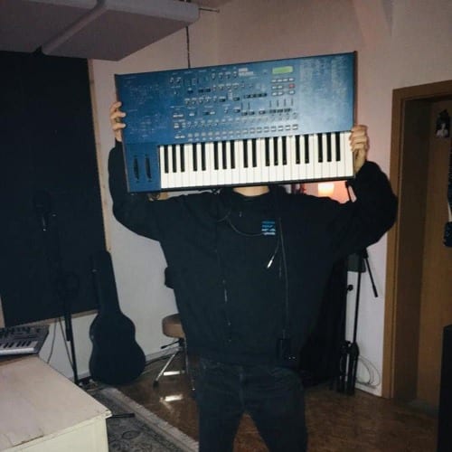 Cyan85